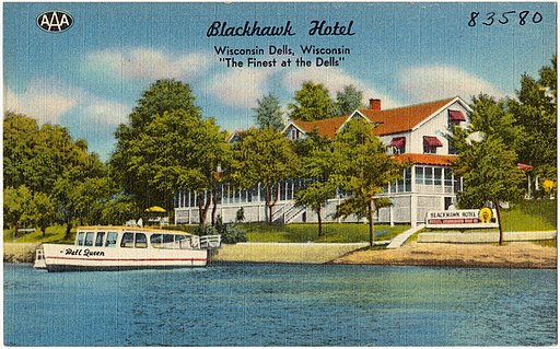 Blackhawk_Hotel,_Wisconsin_Dells,_Wisconsin,_The_finest_at_the_Dells_(83580)