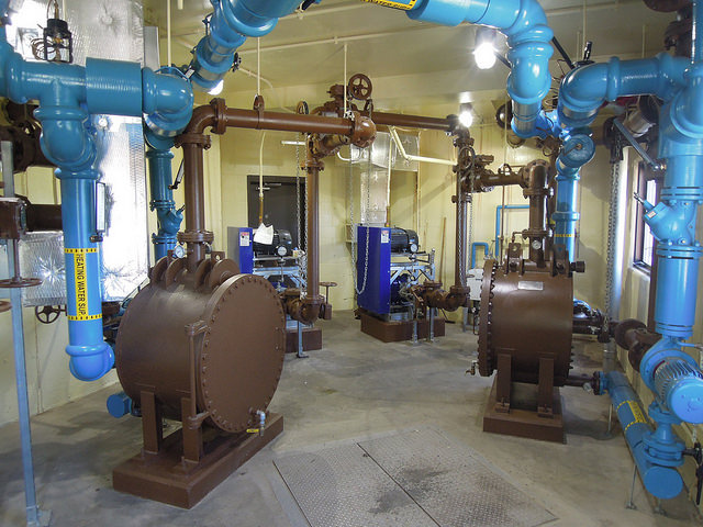 25409854711_2fd78198a4_z